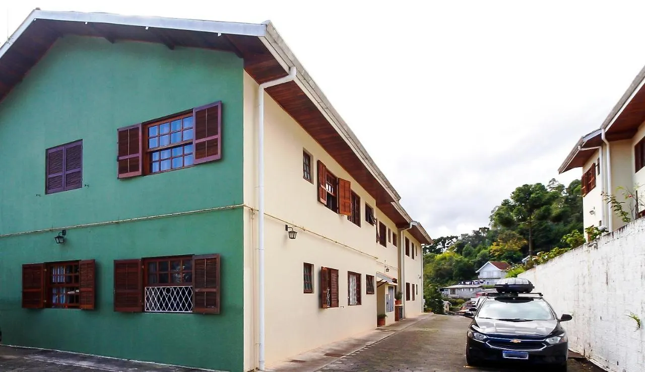 Ape Inteiro Com 2Qts, Estacionamento, Wi-Fi 450Mb, Cozinha Completa A 500M Do Parque Das Cerejeiras Campos do Jordao Apartment