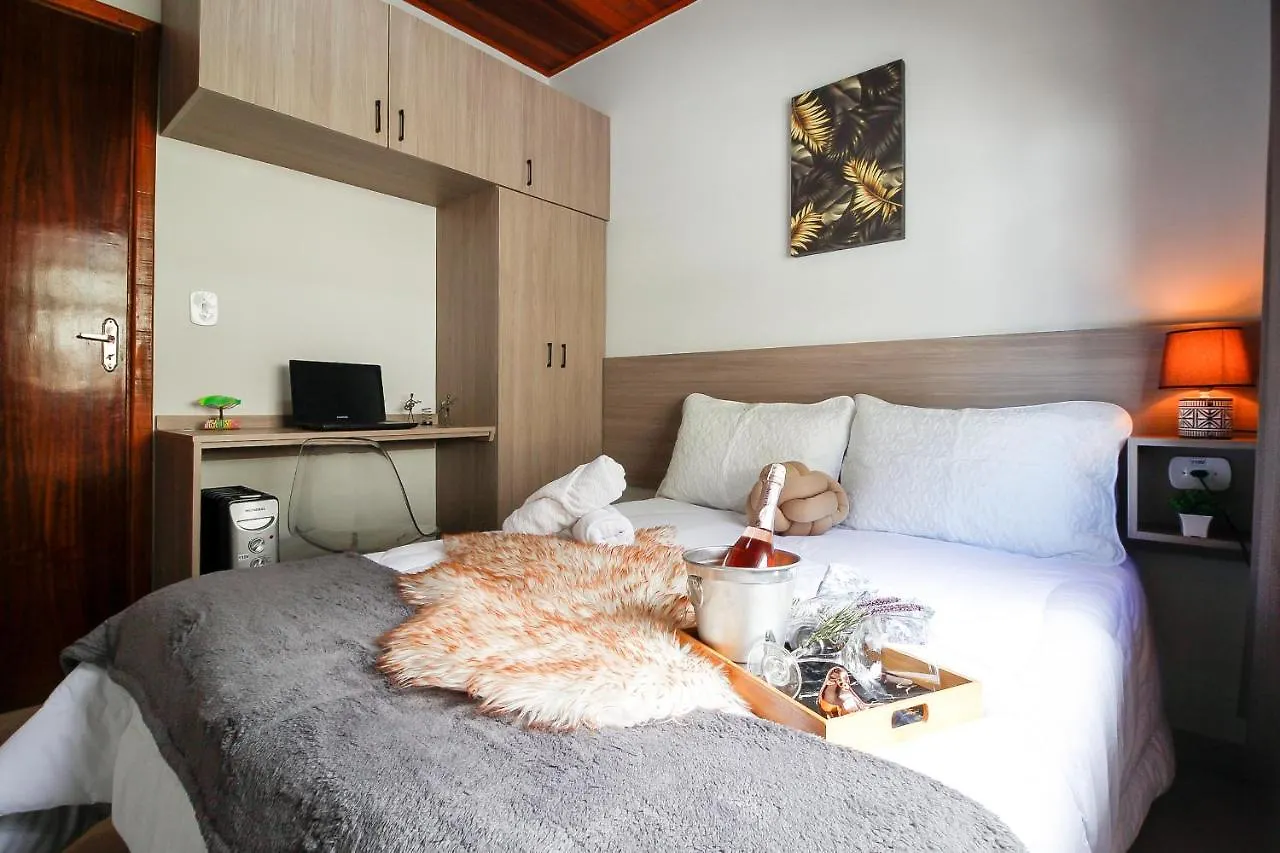 Apartment Ape Inteiro Com 2Qts, Estacionamento, Wi-Fi 450Mb, Cozinha Completa A 500M Do Parque Das Cerejeiras Campos do Jordao Brazil